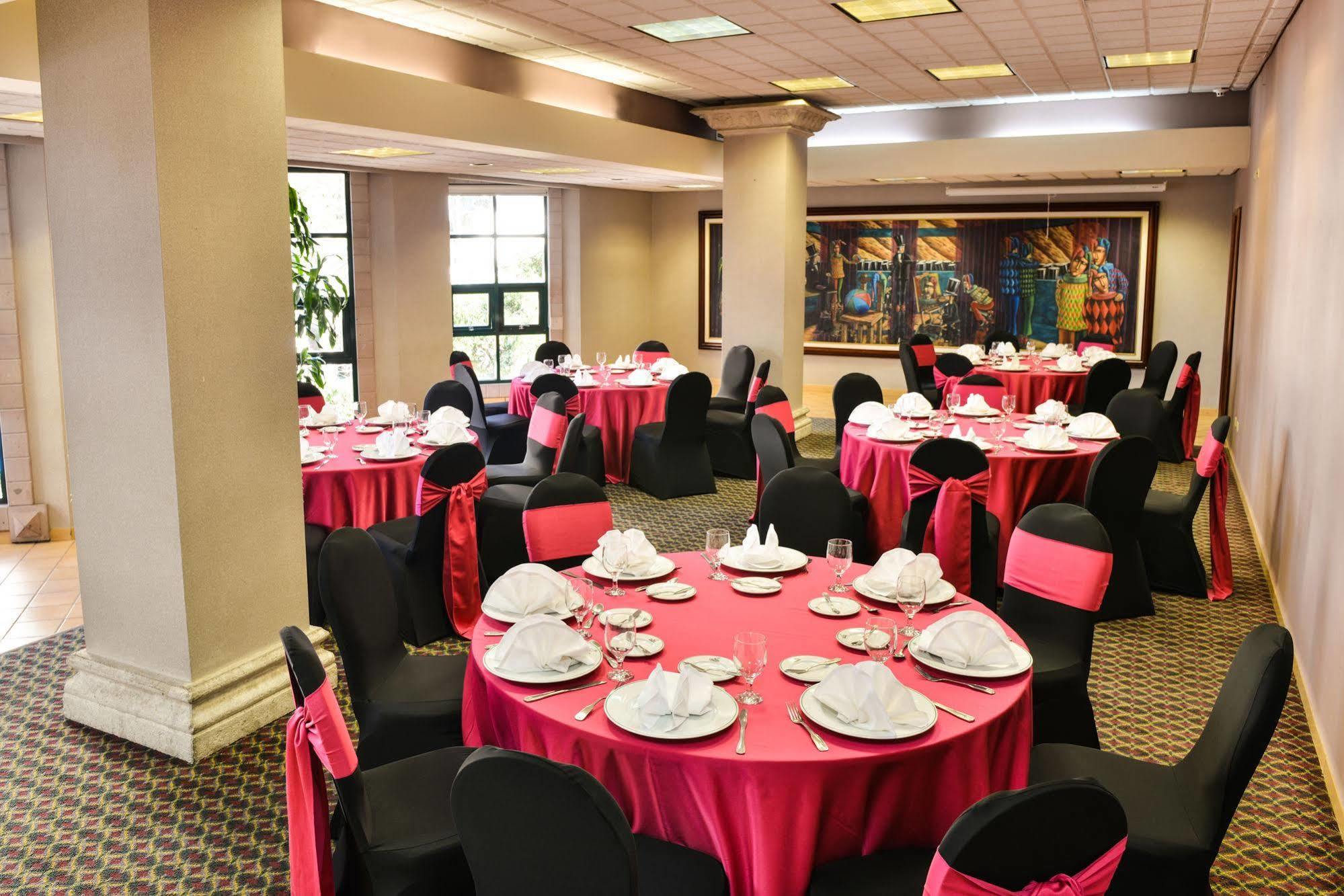 Hotel Plaza Del Libertador Tegucigalpa Bagian luar foto