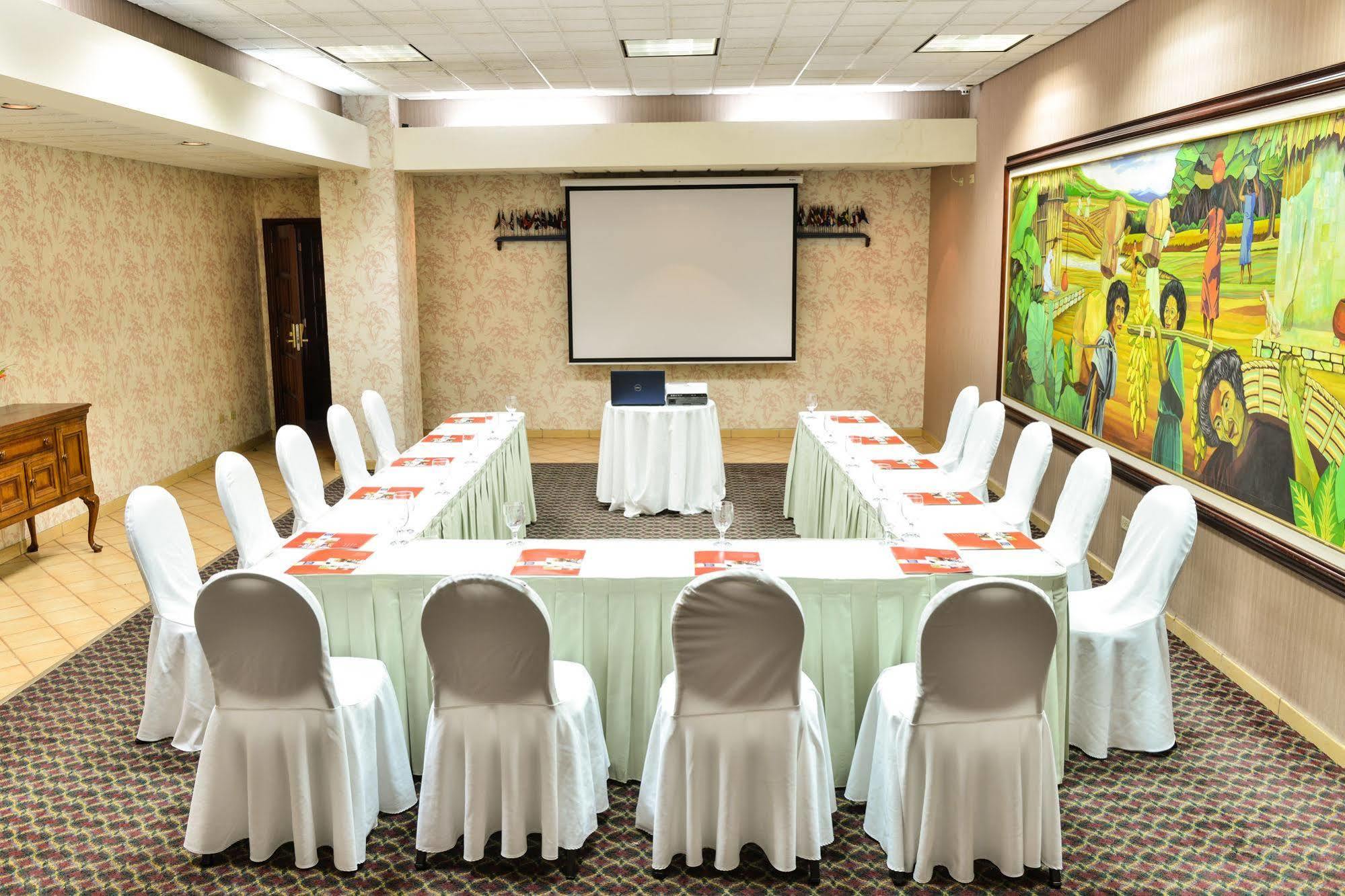 Hotel Plaza Del Libertador Tegucigalpa Bagian luar foto